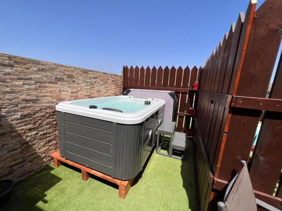 דירות קורלחו Estudio Agradable, Con Jacuzzi, Terraza Y Barbacoa, Totalmente Independiente מראה חיצוני תמונה