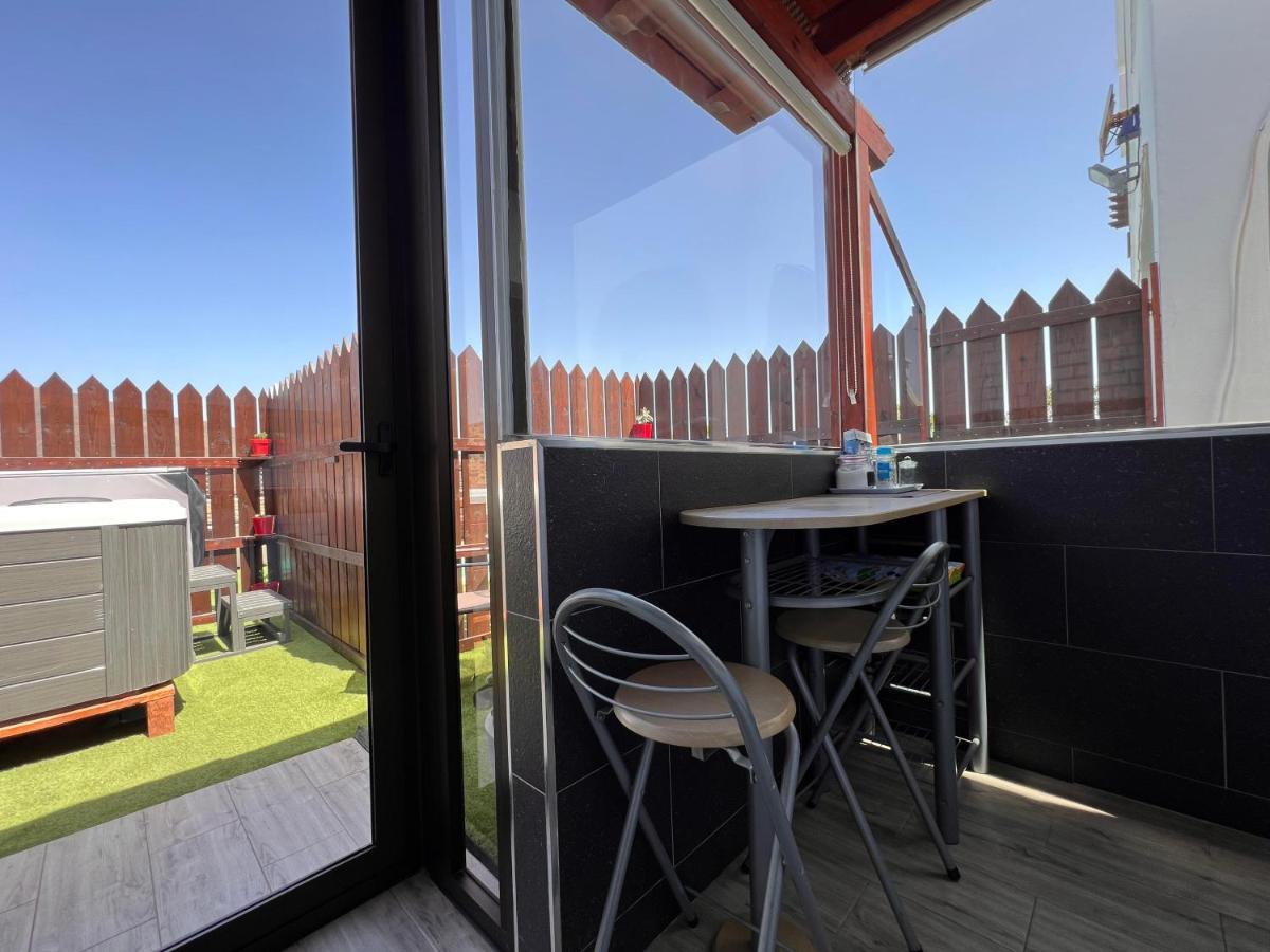 דירות קורלחו Estudio Agradable, Con Jacuzzi, Terraza Y Barbacoa, Totalmente Independiente מראה חיצוני תמונה