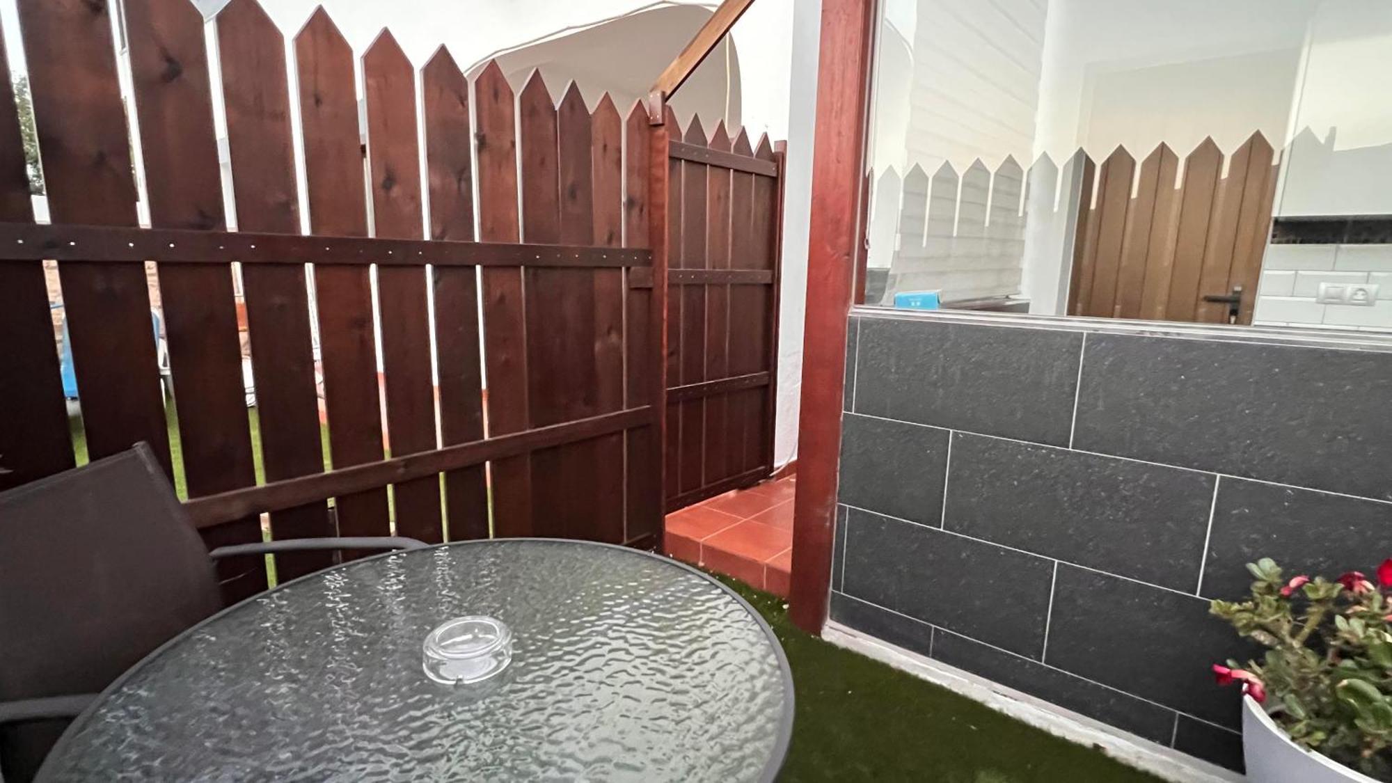דירות קורלחו Estudio Agradable, Con Jacuzzi, Terraza Y Barbacoa, Totalmente Independiente מראה חיצוני תמונה
